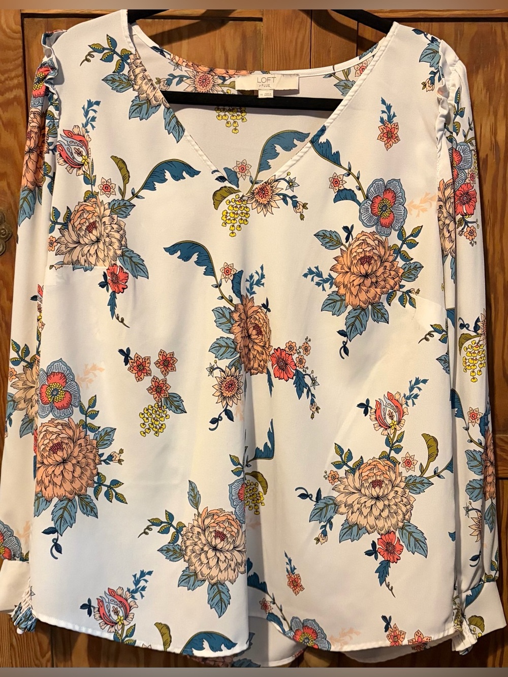 LOFT Cream Floral V-Neck Blouse with Blue and Coral Accents size 14 EUC.
